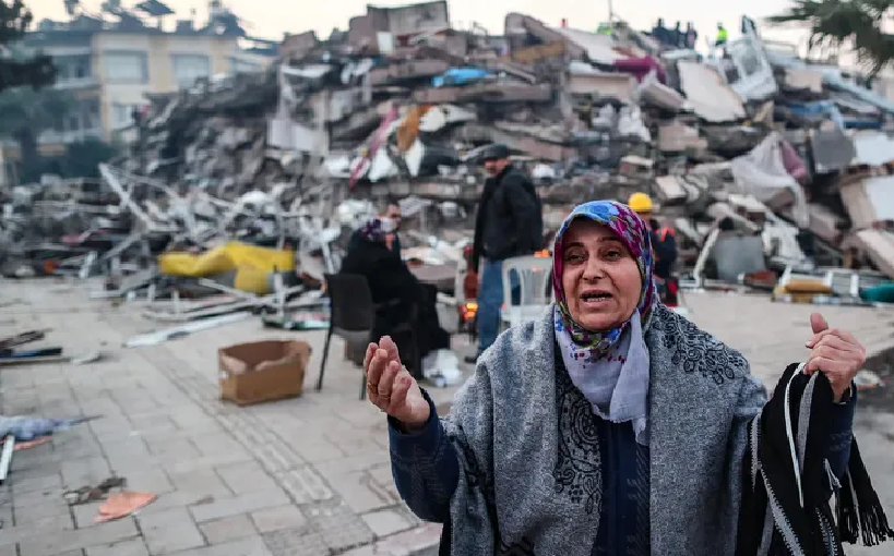 Sube a casi 48.000 el número de muertos de los terremotos en Turquía