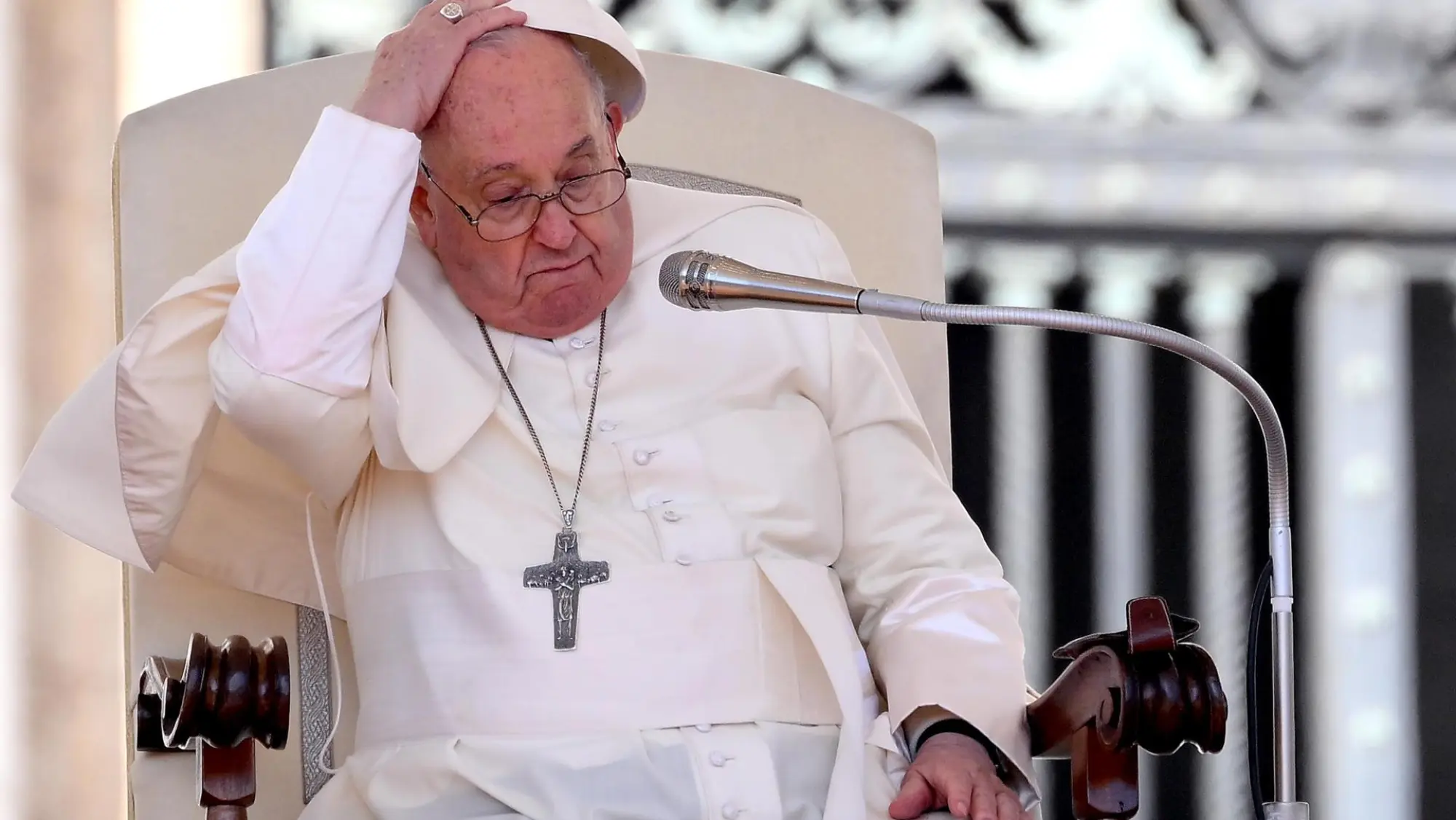 Papa pide liberación de prisioneros de guerra y el final de la tortura “inhumana”